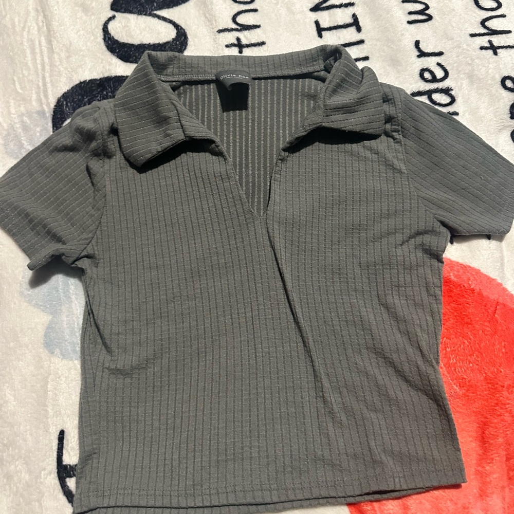 Green summer crop top